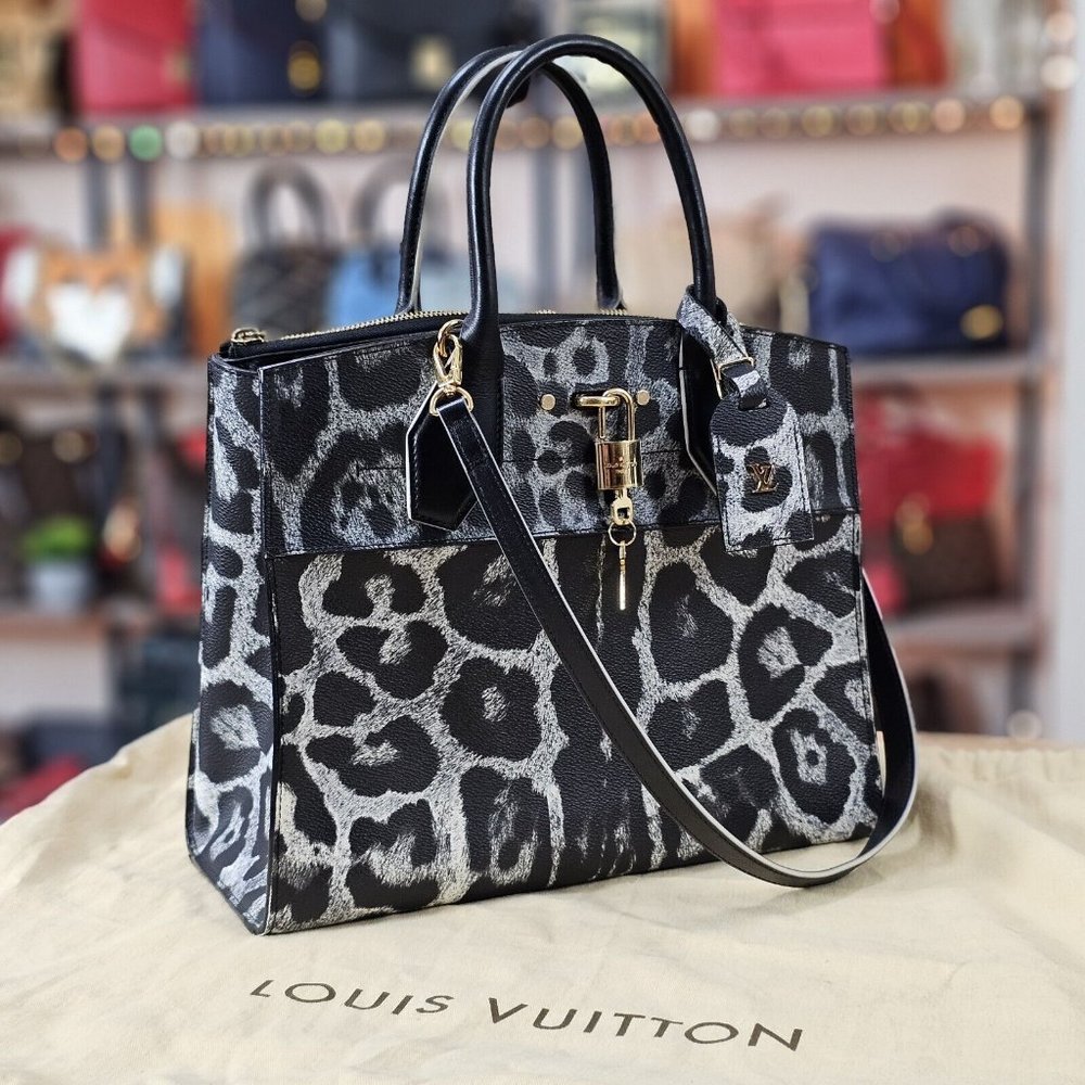 Louis Vuitton Black and Gray Leopard Print Bag